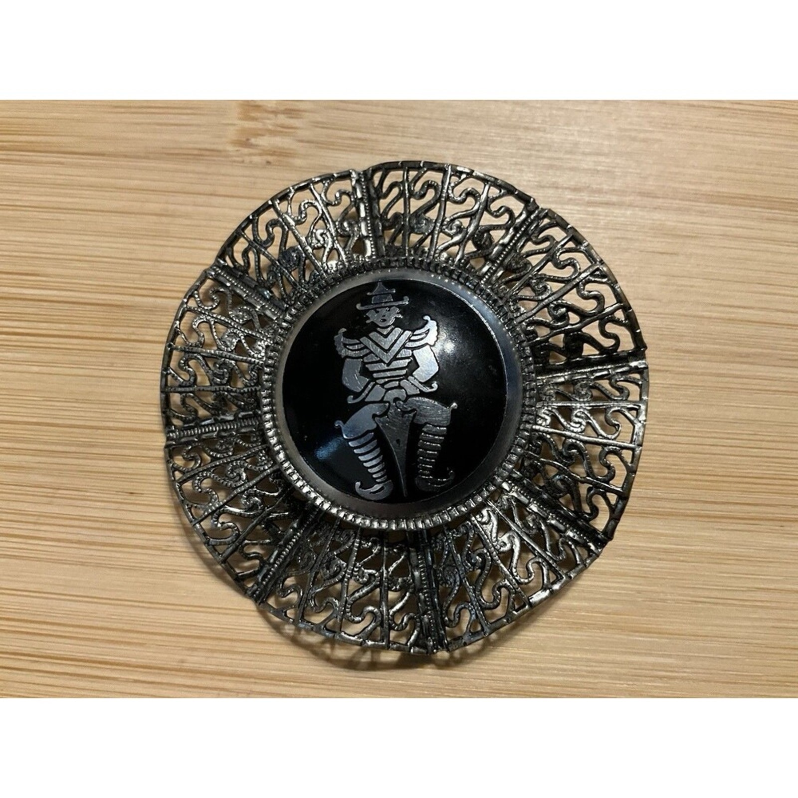 Vtg Filigree Siam Brooch Enamel Silver Tone
